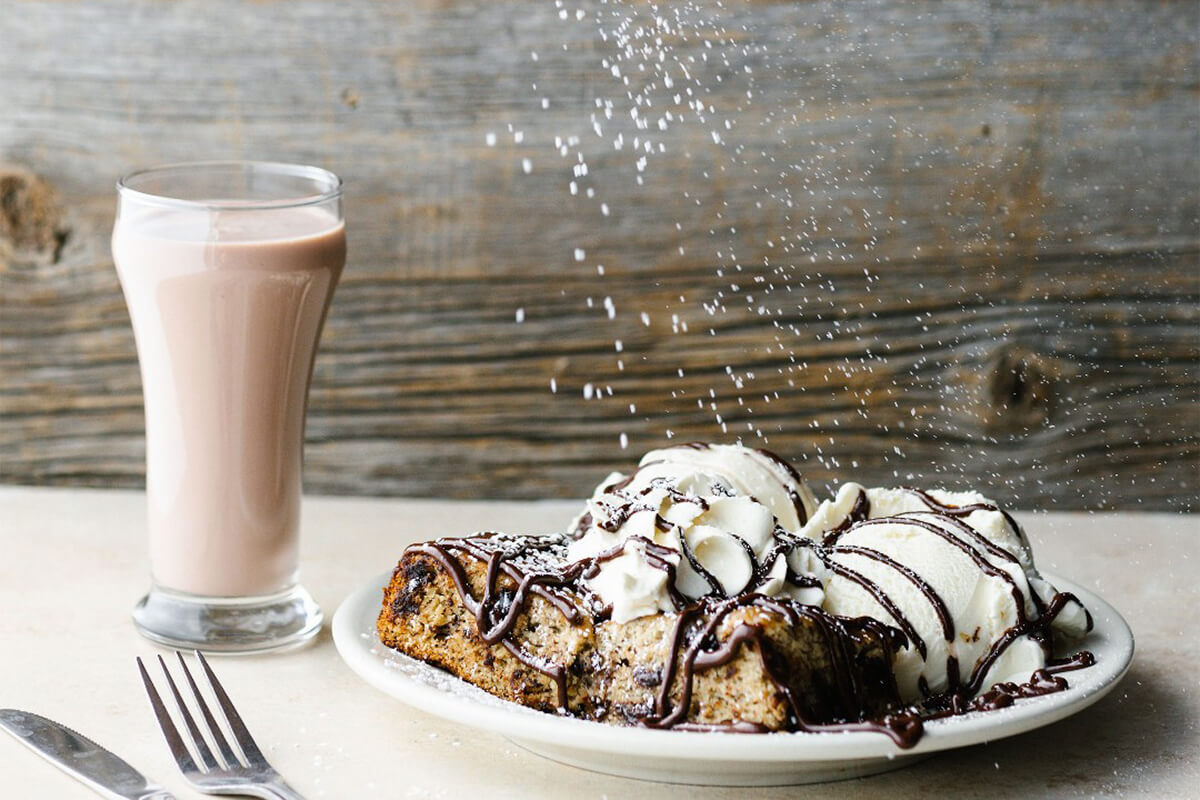 Restaurant American Flatbread Brighton & Brighton Bowl