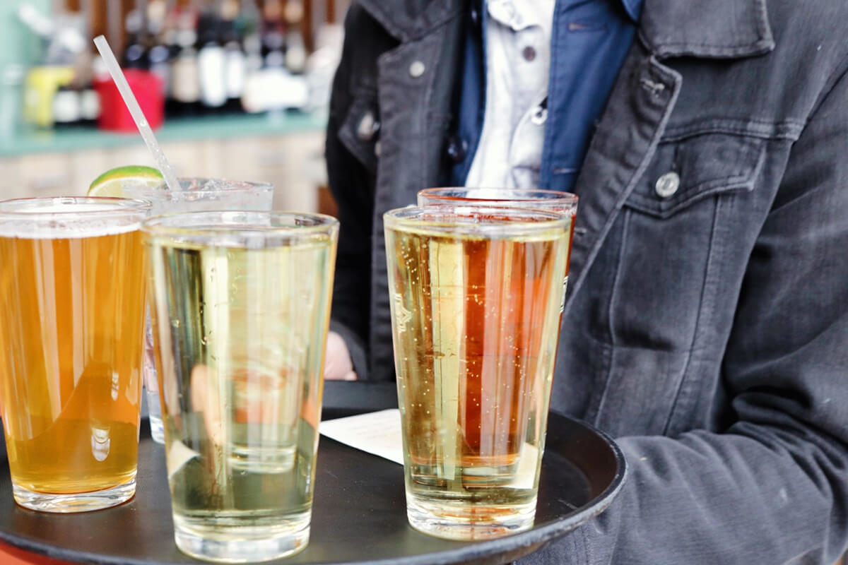 Restaurant American Flatbread Brighton & Brighton Bowl